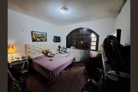 Casa à venda com 3 quartos, 200m² em Maria Paula, Niterói