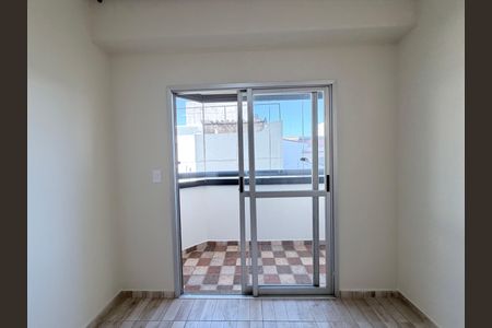 Apartamento para alugar com 60m², 2 quartos e 1 vagaSacada