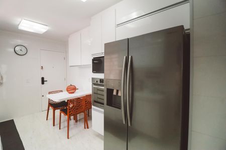 Apartamento à venda com 126m², 3 quartos e 2 vagasCozinha