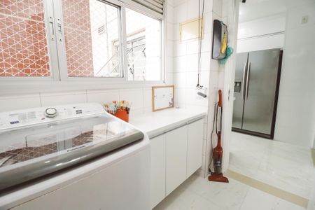 Apartamento à venda com 126m², 3 quartos e 2 vagasÁrea de Serviço