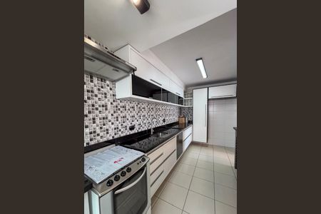 Apartamento à venda com 86m², 2 quartos e 2 vagasCozinha