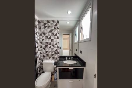 Apartamento à venda com 86m², 2 quartos e 2 vagasBanheiro da Suíte