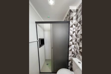 Apartamento à venda com 86m², 2 quartos e 2 vagasBanheiro da Suíte