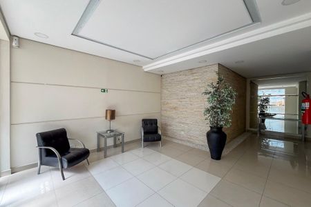 Apartamento à venda com 86m², 2 quartos e 2 vagasHall social
