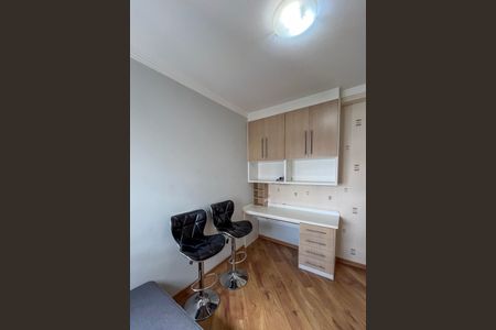 Apartamento à venda com 86m², 2 quartos e 2 vagasQuarto 2