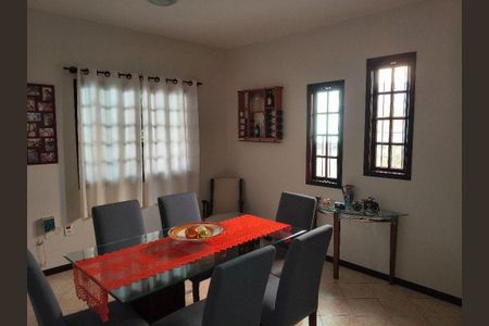 Casa à venda com 3 quartos, 173m² em Piratininga, Niterói