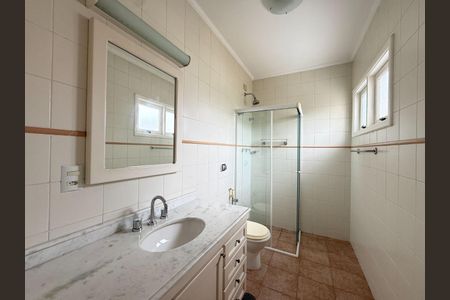 Casa à venda com 250m², 4 quartos e 4 vagas