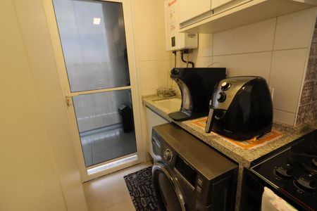 Apartamento à venda com 54m², 2 quartos e 1 vagaCozinha e Área de Serviço