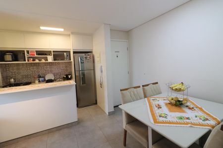 Sala de apartamento à venda com 2 quartos, 54m² em Rochdale, Osasco