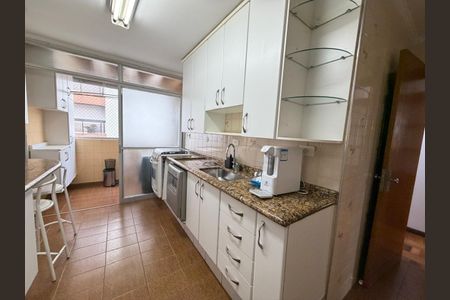 Apartamento à venda com 2 quartos, 121m² em Aclimação, São Paulo