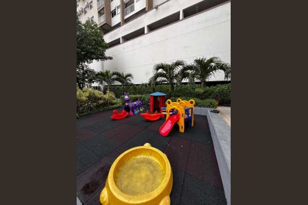 Apartamento à venda com 2 quartos, 51m² em Del Castilho, Rio de Janeiro