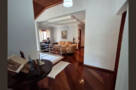 Casa para alugar com 3 quartos, 470m² em Swiss Park, São Bernardo do Campo