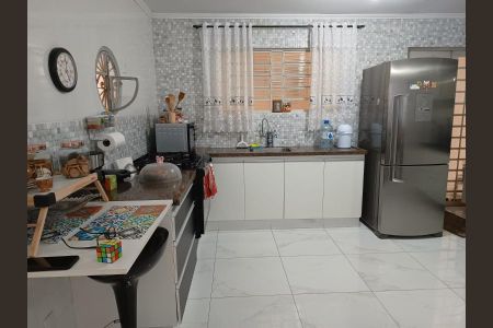 Casa à venda com 203m², 3 quartos e 3 vagasFoto 01