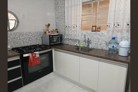 Casa à venda com 203m², 3 quartos e 3 vagasFoto 01