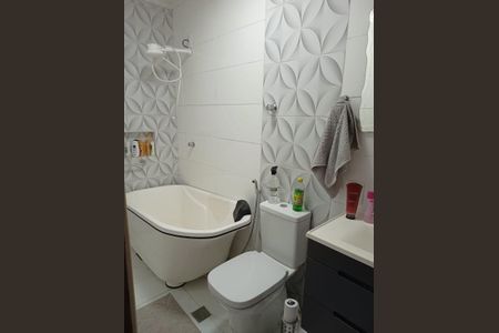 Casa à venda com 203m², 3 quartos e 3 vagasFoto 01