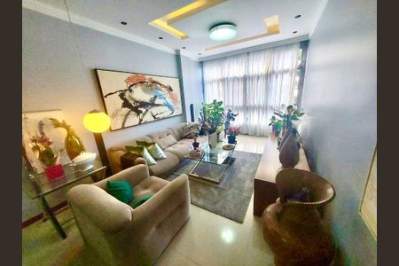 Apartamento à venda com 4 quartos, 155m² em Icaraí, Niterói