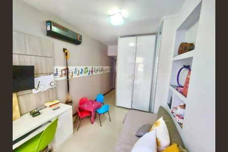 Apartamento à venda com 4 quartos, 155m² em Icaraí, Niterói