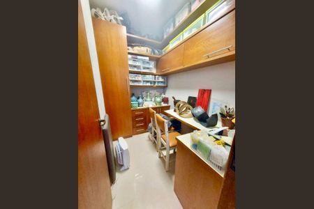 Apartamento à venda com 155m², 4 quartos e 1 vaga