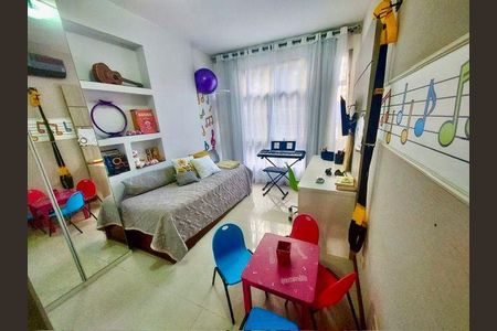 Apartamento à venda com 4 quartos, 155m² em Icaraí, Niterói