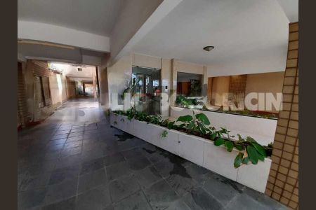 Apartamento à venda com 75m², 3 quartos e 1 vaga