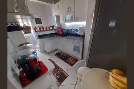 Apartamento à venda com 75m², 3 quartos e 1 vaga