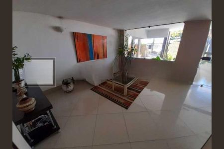 Apartamento à venda com 75m², 3 quartos e 1 vaga