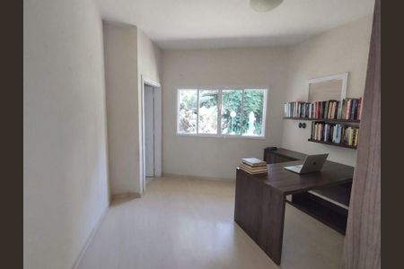 Casa à venda com 400m², 4 quartos e 3 vagas