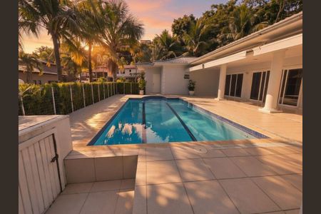 Casa à venda com 400m², 4 quartos e 3 vagas