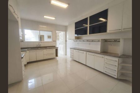 Casa à venda com 400m², 4 quartos e 3 vagas