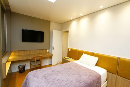 Apartamento à venda com 86m², 3 quartos e 1 vagaQuarto 3 - Suíte