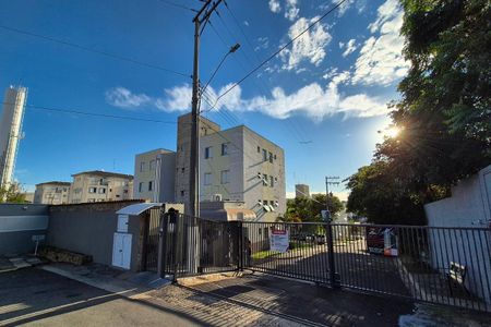 Apartamento para alugar com 57m², 2 quartos e 1 vagaFachada e Portaria 