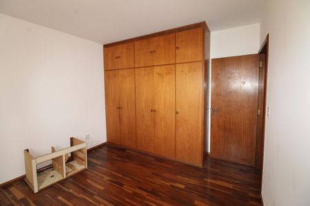 Apartamento para alugar com 310m², 6 quartos e 2 vagasQuarto 3
