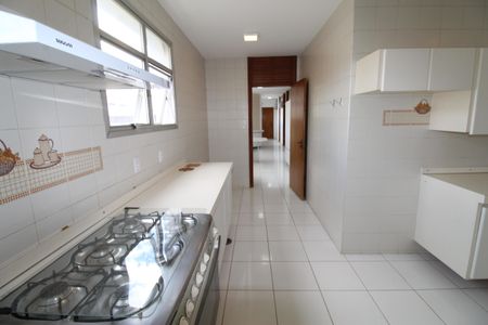 Apartamento para alugar com 310m², 6 quartos e 2 vagasCozinha