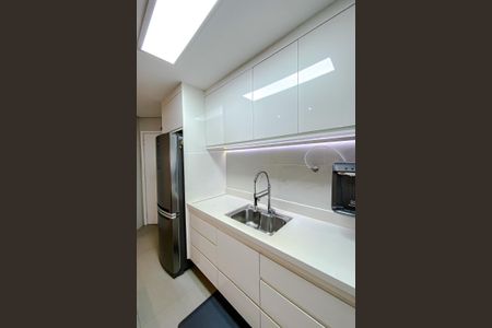 Apartamento à venda com 94m², 3 quartos e 2 vagas Apartamento à venda com 94m², 3 quartos e 2 vagasCozinha