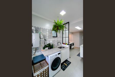 Apartamento à venda com 94m², 3 quartos e 2 vagas Apartamento à venda com 94m², 3 quartos e 2 vagasÁrea de Serviço