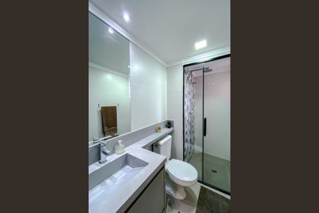 Apartamento à venda com 94m², 3 quartos e 2 vagas Apartamento à venda com 94m², 3 quartos e 2 vagasBanheiro
