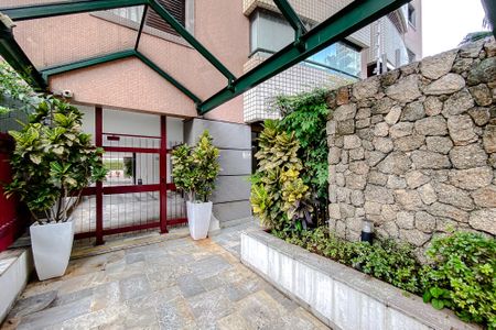 Apartamento à venda com 94m², 3 quartos e 2 vagas Apartamento à venda com 94m², 3 quartos e 2 vagasÁrea comum