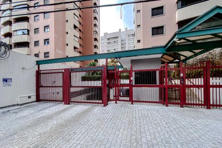 Apartamento à venda com 94m², 3 quartos e 2 vagas Apartamento à venda com 94m², 3 quartos e 2 vagasFachada - Plaquinha