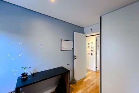 Apartamento à venda com 94m², 3 quartos e 2 vagas Apartamento à venda com 94m², 3 quartos e 2 vagasQuarto 2