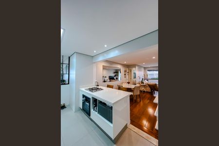 Apartamento à venda com 94m², 3 quartos e 2 vagas Apartamento à venda com 94m², 3 quartos e 2 vagasCozinha