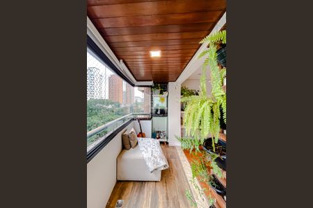 Apartamento à venda com 94m², 3 quartos e 2 vagas Apartamento à venda com 94m², 3 quartos e 2 vagasVaranda da Sala