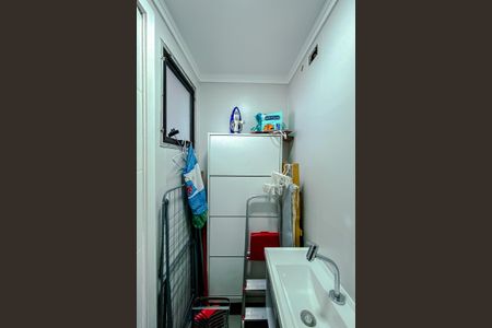 Apartamento à venda com 94m², 3 quartos e 2 vagas Apartamento à venda com 94m², 3 quartos e 2 vagasBanheiro de serviço