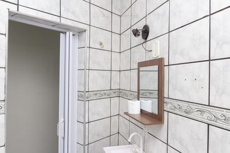 Apartamento para alugar com 90m², 2 quartos e sem vagaBanheiro