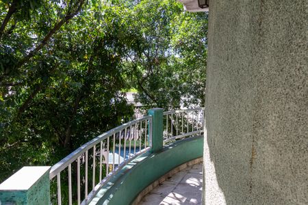 Apartamento para alugar com 90m², 2 quartos e sem vagaVaranda