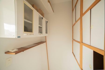 Apartamento à venda com 67m², 2 quartos e 1 vaga Apartamento à venda com 67m², 2 quartos e 1 vagaQuarto de Serviço