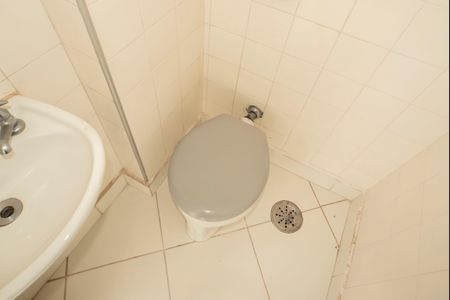 Apartamento à venda com 67m², 2 quartos e 1 vaga Apartamento à venda com 67m², 2 quartos e 1 vagaBanheiro de Serviço