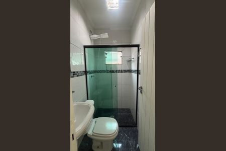 Casa à venda com 320m², 4 quartos e 2 vagasBanheiro da Suíte 4