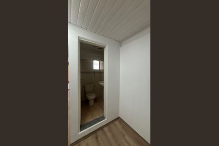 Casa à venda com 320m², 4 quartos e 2 vagasEscritório