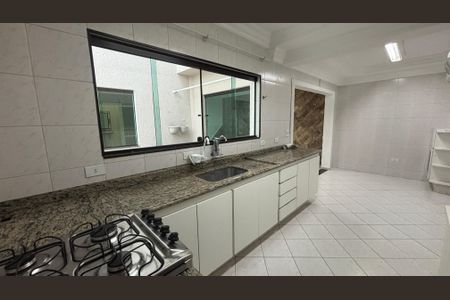 Casa à venda com 320m², 4 quartos e 2 vagasCozinha