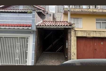 Casa à venda com 320m², 4 quartos e 2 vagasFachada